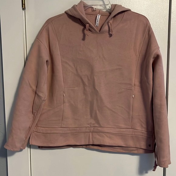 Fabletics Rayna Crop Hoodie in Blush Rose - Picture 4 of 9